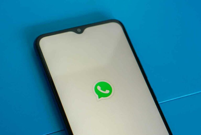 Как восстановить удаленные фотографии из WhatsApp на Android